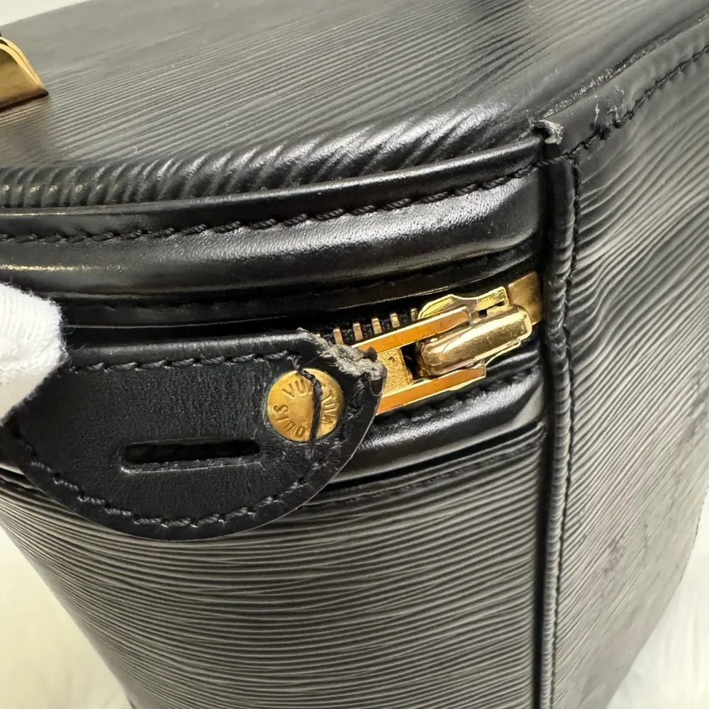 Louis Vuitton Cannes Black Epi